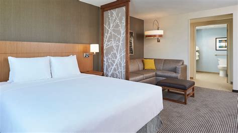 Hotel Rooms With Sofa Bed | Hyatt Place Toronto / Mississauga