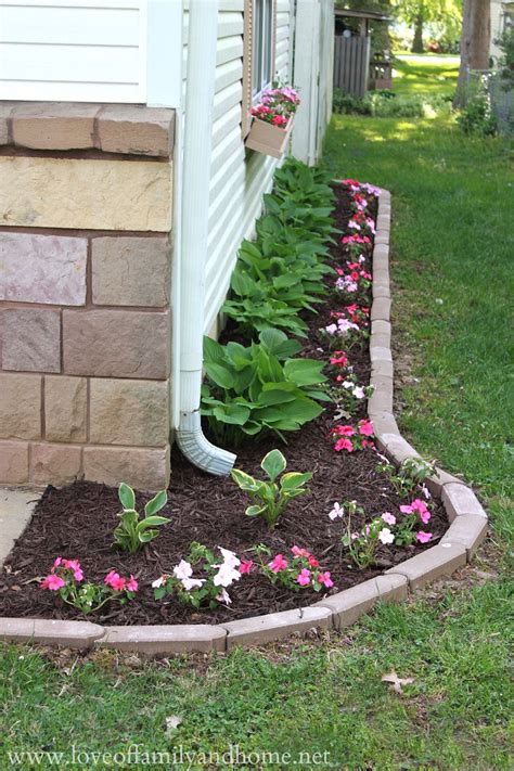 Side Yard Makeover: Creating Curb Appeal - Love of Family & Home