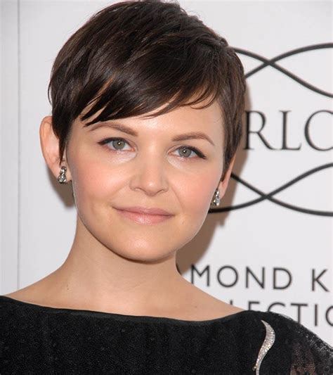 Short Hairstyles Round Face 2024 For Women - blair coralie