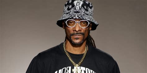 10 Best Snoop Dogg Songs of All Time - Singersroom.com