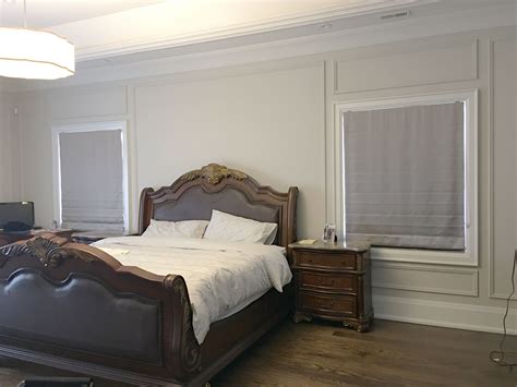 Classic Roman make a clean and neat look to the bedroom. | Home decor ...