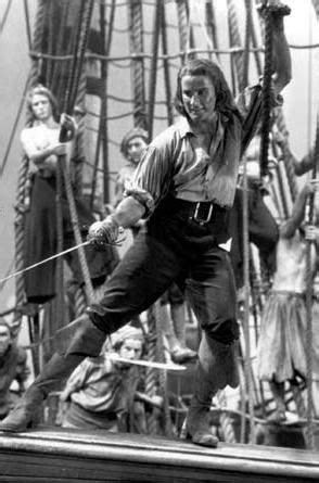 Captain Blood, Errol Flynn, great swashbuckler! Inspired movies today ...