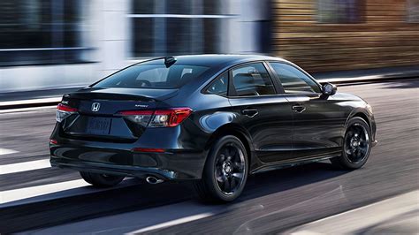 Redesigned 2022 Honda Civic Arrives at Dealerships - Autotrader