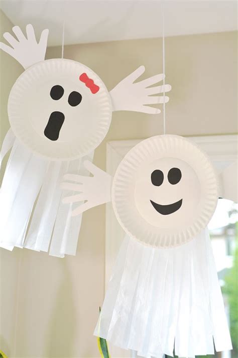 How to Make a Paper Plate Ghost | Ghost Handprint Craft