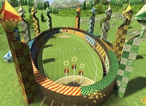 Hogwarts Quidditch Pitch – Gryffindor Lions