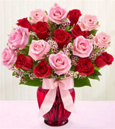 Red And Pink Roses Arrangement - Arabian Florist