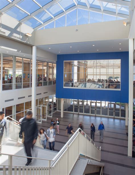 Methuen High School | Finegold Alexander Architects