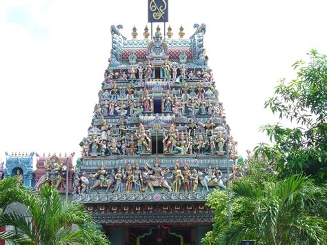 DSC01565 | Top of an Indian Temple, Little India, Singapore ...