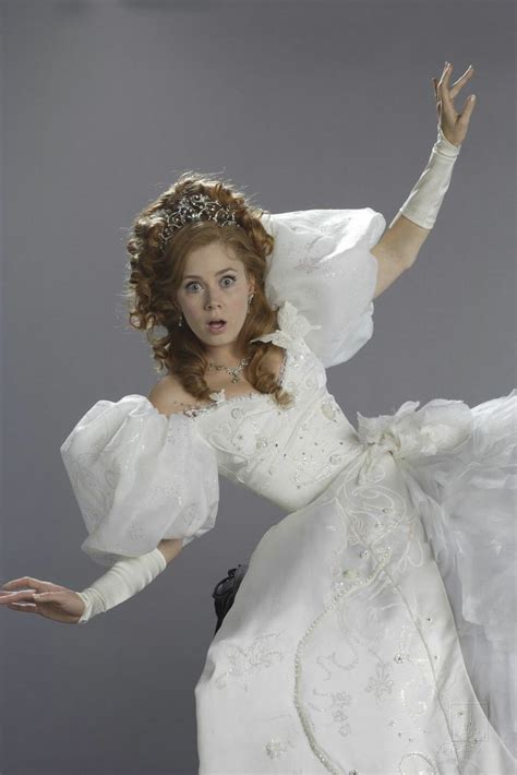 Amy Adams | Disney princess dresses, Amy adams, Amy adams enchanted