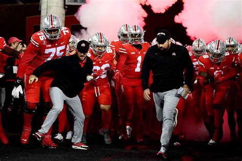 Ohio State vs. Indiana Predictions, Picks & Odds Week 1: Buckeyes Begin ...