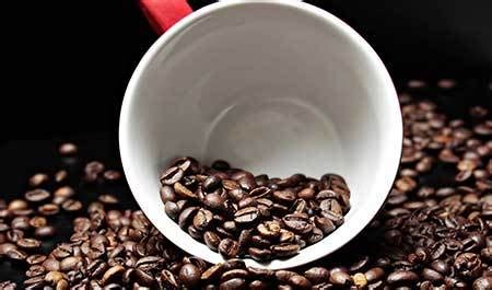 Espresso Beans vs Coffee Beans: Are They The Same? - FeelTheCoffee.com