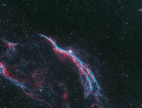 Supernova remnant Veil nebula. 7hrs of HOO processed in pixinsight : r ...