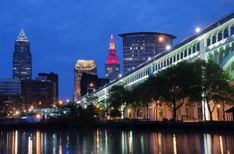 Cleveland Skyline Sunset Photograph by Ann Bridges - Pixels