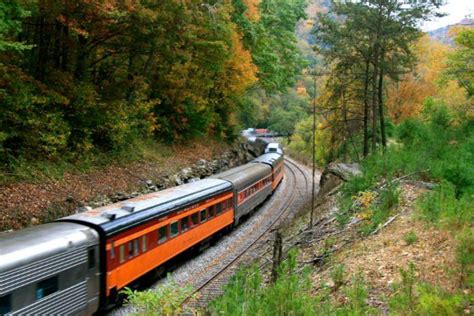 West Virginia's Autumn Colors Express Will Take You On A Full-Day Fall ...