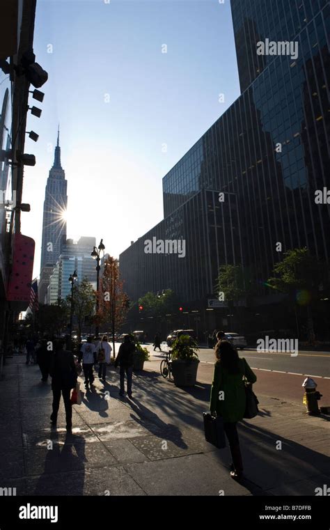 Empire State Building at Sunrise, New York Stock Photo - Alamy