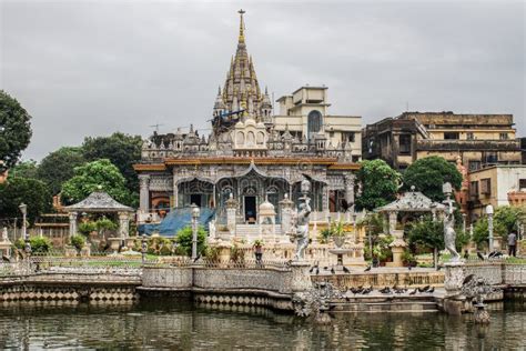 Parasnath or Parshwanath Jain Temple of Kolkata Was Built by Ray ...