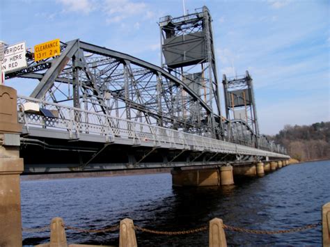 Stillwater Lift Bridge Closes; World Doesn’t End | streets.mn