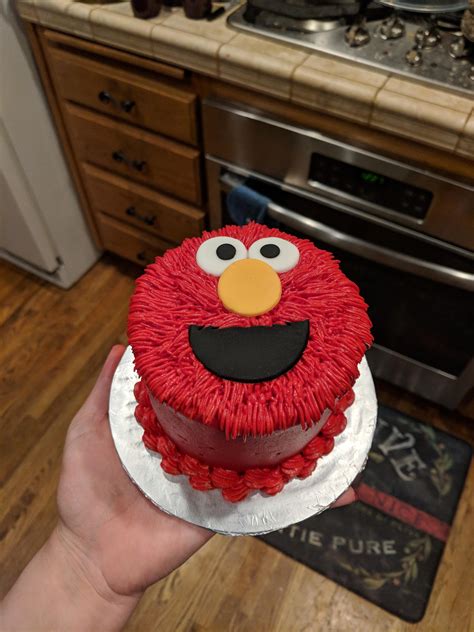 Elmo Smash cake! Funfetti with raspberry flavored buttercream and ...