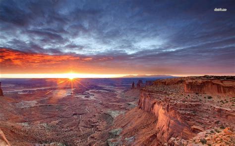 Sunrise in the Canyonlands National Park HD wallpaper | Wallpapers.com ...