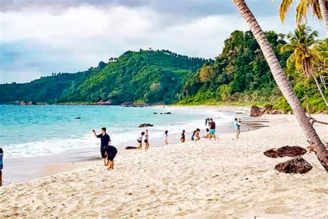 Pantai Arang Lampung, Wisata Alam yang Mempesona Cocok Untuk Liburan ...