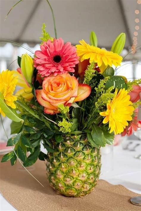 Welcome Spring: 17 Beautiful Flower Arrangement Ideas - Style Motivation