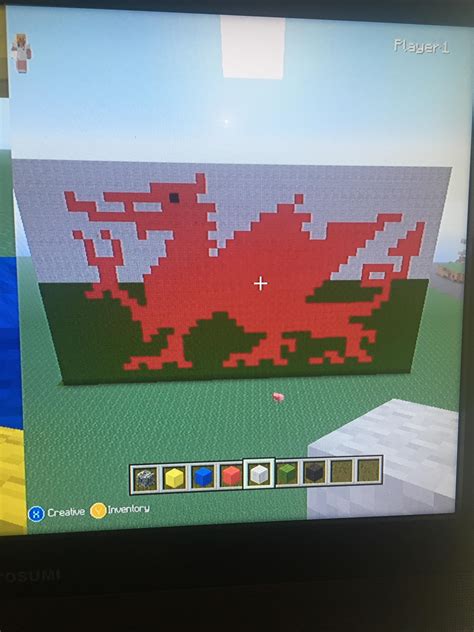 I made the welsh flag on Minecraft whilst at work. : r/Wales