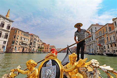 Gondola Ride in Venice: 7 Tips for a Better Experience in 2025