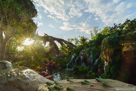 The Landscape of Pandora - The World of Avatar - Photo 4 of 28