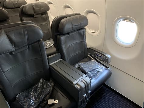 First Class Seats On American Airlines Airbus A321 | Brokeasshome.com