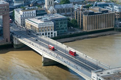 London Bridge: the Oldest Bridge in London - We Build Value