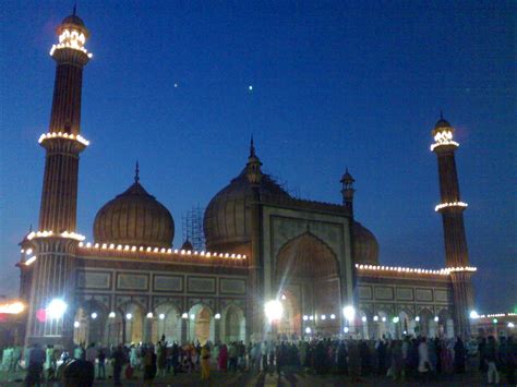 Visit India: Jama Masjid (At Night)