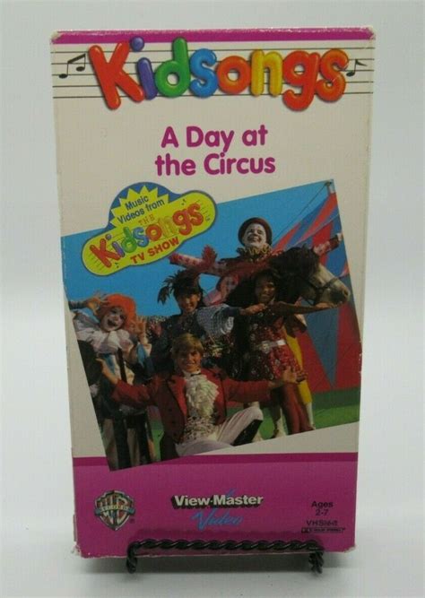 KIDSONGS: A DAY AT THE CIRCUS VIEW-MASTER VHS VIDEO, CLOWNS, JUGGLERS ...