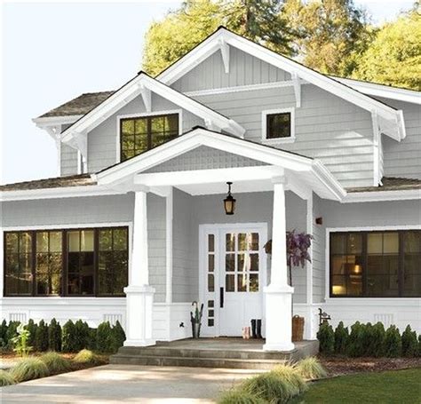 30 Beautiful Farmhouse Exterior Paint Colors Ideas - HOMYHOMEE