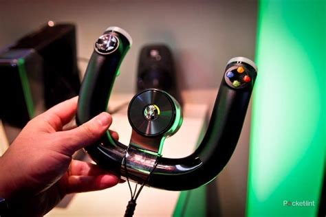 Microsoft Xbox 360 Wireless Speed Wheel hands-on