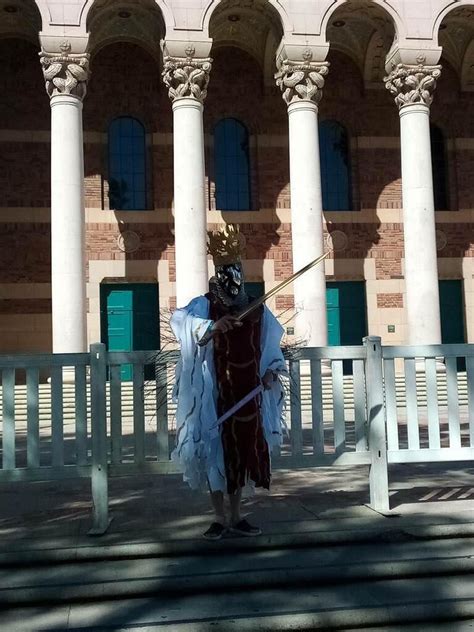 Pontiff Sulyvahn cosplay at Sacanime : r/darksouls3