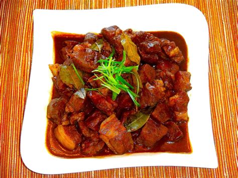 The Hirshon Filipino Pork Adobo - Adobong Baboy - The Food Dictator