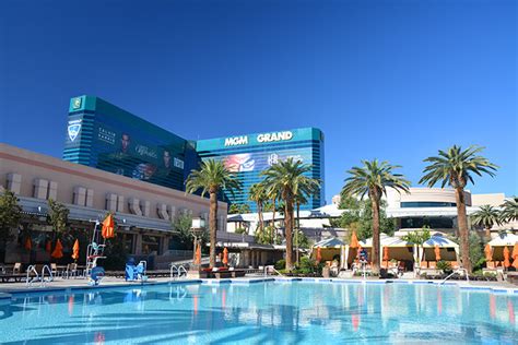 MGM Grand Pool Complex & Lazy River Guide - 2024