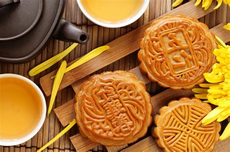 Amazing Kek Lapis Mooncakes Will Blow Your Mind With How Pretty It Is