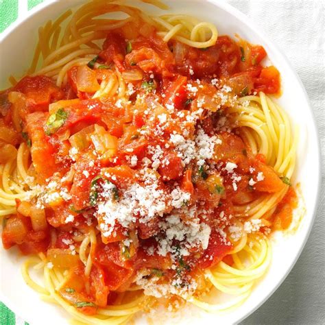 Spaghetti with Fresh Tomato Sauce Recipe | Taste of Home