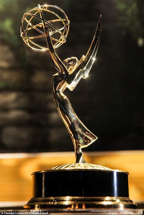 Emmy Awards will not have a host this year | Hollywood aesthetic, Award ...