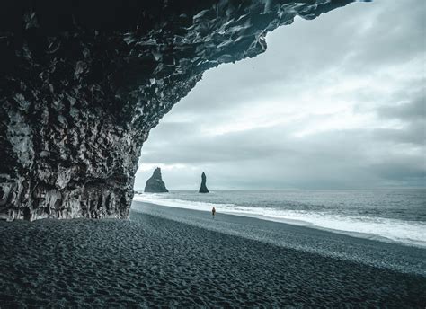 About Iceland's Breathtaking Black Sand Beach