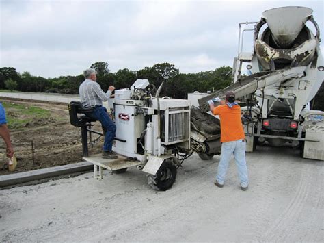 Curb Fox Equipment Cub Fox 3000 Slipform Paver| Concrete Construction ...