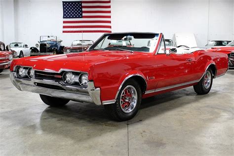 1967 Oldsmobile Cutlass 442 | GR Auto Gallery