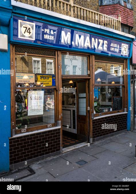 Manze Pie And Mash High Resolution Stock Photography and Images - Alamy