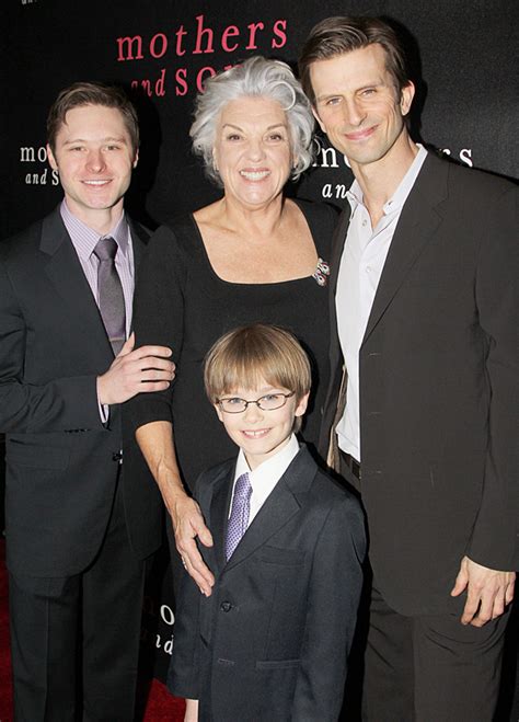 Broadway.com | Photo 6 of 69 | Tyne Daly and Her Mothers and Sons ...