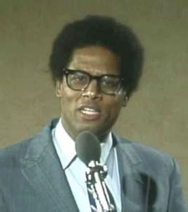 Biography - Thomas Sowell