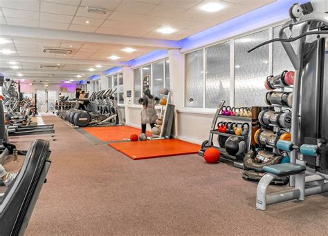 Aldershot Pools & Fitness Centre | Hussle.com