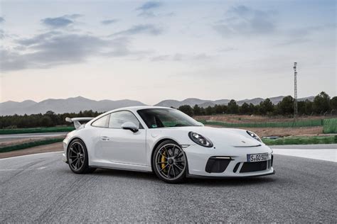 Porsche 911 GT3 Carrara White Metallic - The new Porsche 911 GT3