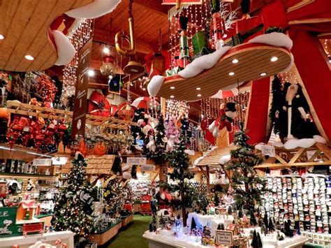 Bronner's Christmas Wonderland, Frankenmuth MI. World's largest ...