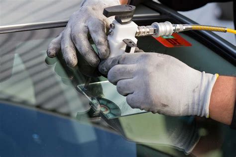 Auto Glass Repair | Automotive Repair Services | QA Colision Group